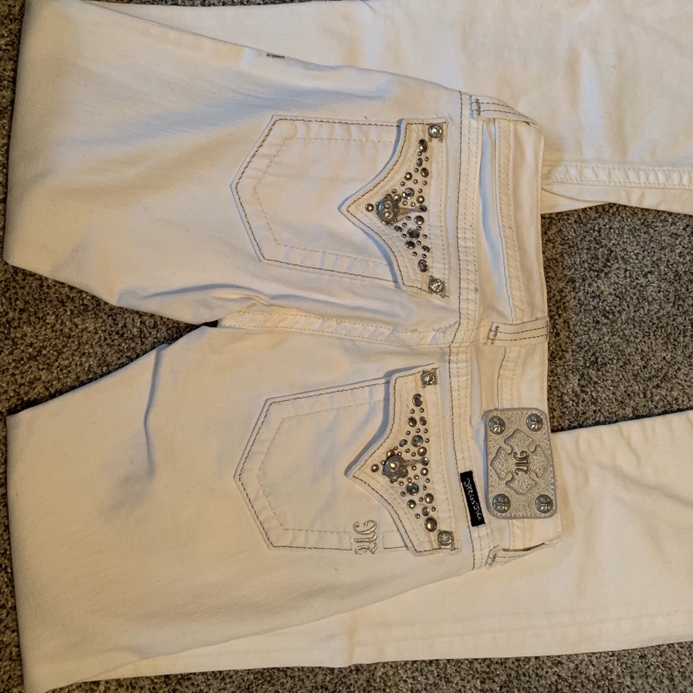 NWOT White Miss Me Bootcut Jeans